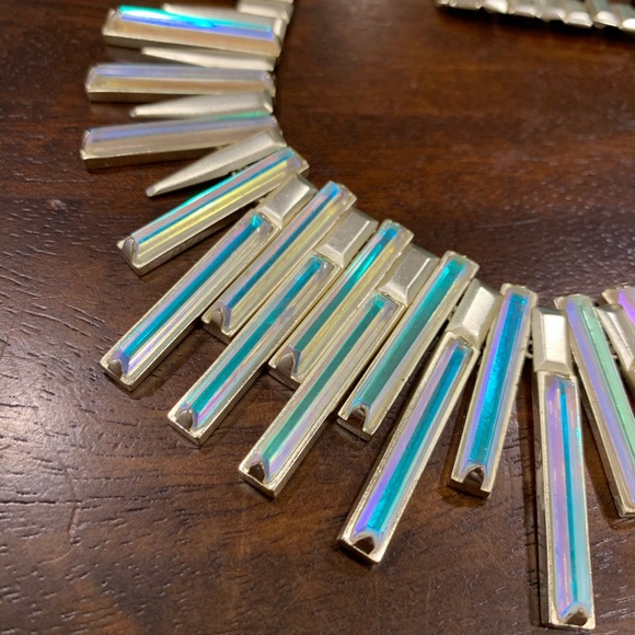 Kendra Scott statement necklace - Picture 3 of 3